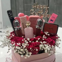 ورد مع عطور