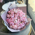 Grand Peony Collection – 50 Pink Peonies in Vase